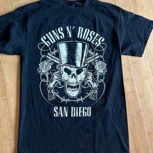 Guns N’ Roses - Not In This Lifetime concert tee Size M